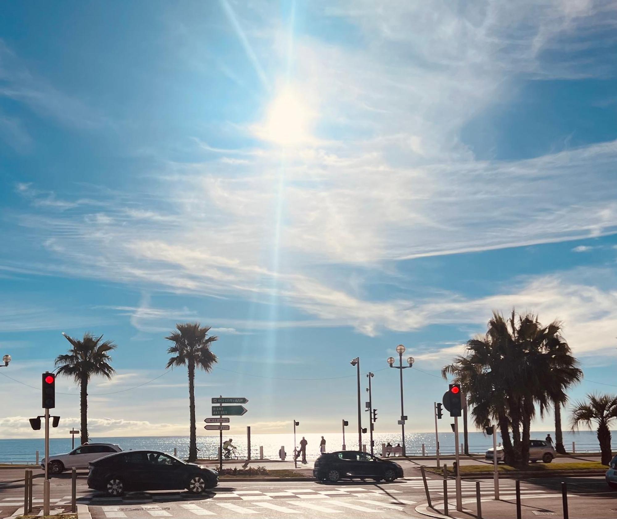 Luxe Et Charme Mediterraneen Face A La Promenade Des Anglais Ница Екстериор снимка